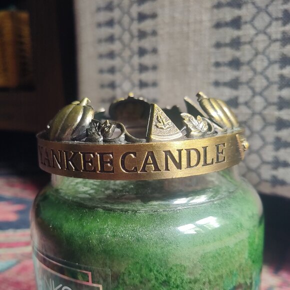 Yankee Candle Other - Metal Topper by Yankee Candle - fall / Halloween
